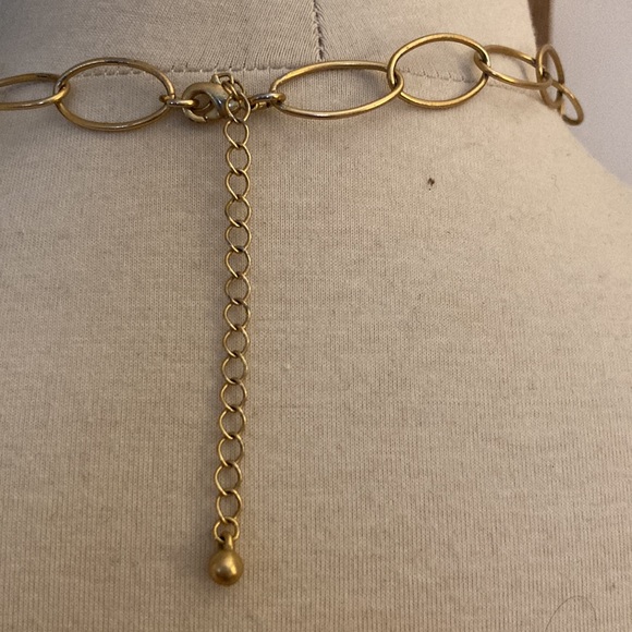 Gold necklace, with green stones - Picture 4 of 5